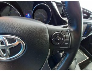 
										TOYOTA AURIS 1.8 140H FEEL! EDITION TOURING SPO full									