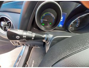 
										TOYOTA AURIS 1.8 140H FEEL! EDITION TOURING SPO full									