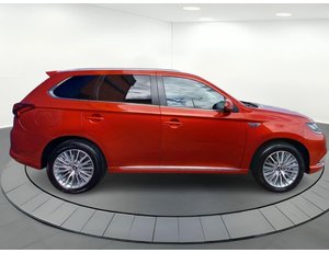 
										MITSUBISHI OUTLANDER 2.4 PHEV KAITEKI AUTO 4WD full									