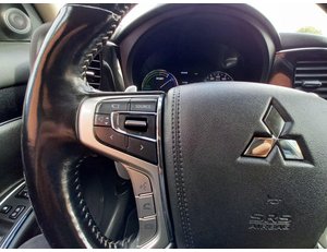 
										MITSUBISHI OUTLANDER 2.4 PHEV KAITEKI AUTO 4WD full									