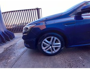 
										RENAULT MEGANE 1.5 BLUE DCI BUSINESS 85 KW full									