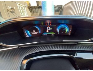 
										PEUGEOT 508 HYBRID 225 E-AUTO ALLURE full									