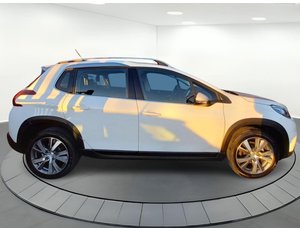 
										PEUGEOT 2008 ALLURE BLUEHDI 73KW (100CV) S&AMP;S full									