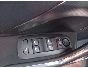 
										PEUGEOT 2008 ALLURE BLUEHDI 73KW (100CV) S&AMP;S full									