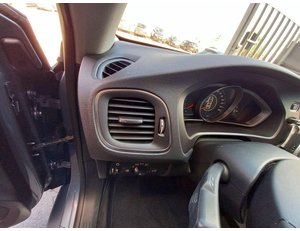 
										VOLVO V40 D2 BLACK EDITION 5D full									
