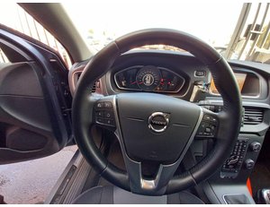 
										VOLVO V40 D2 BLACK EDITION 5D full									