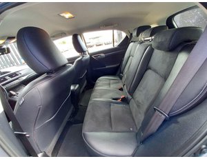 
										LEXUS CT BERLINA CON PORTON 1.8 200H EXECUTIVE full									