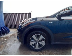 
										KIA NIRO MUST 1.6 GDI HEV 6DCT 5D full									