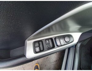 
										KIA NIRO MUST 1.6 GDI HEV 6DCT 5D full									