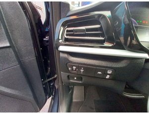 
										KIA NIRO MUST 1.6 GDI HEV 6DCT 5D full									