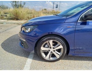 
										PEUGEOT 308 SW 1.5 BLUE HDI 130 GT LINE (EU6.2) 5D full									
