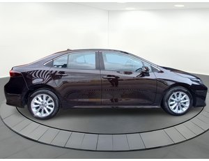 
										TOYOTA COROLLA 1.8 125H BUSINESS PLUS E-CVT SEDAN full									