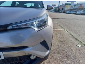 
										TOYOTA C-HR 1.8I VVT-I HYBRID C-BUS.PLUS E full									