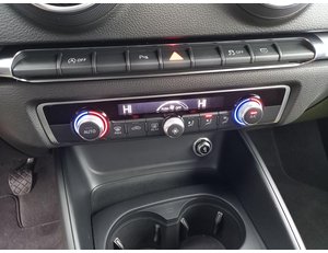 
										AUDI A3 SPORTBACK 1.0 TFSI full									