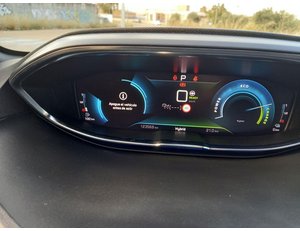
										PEUGEOT 3008 225 E-EAT8 GT HYBRID 165 KW 5P AUTO full									
