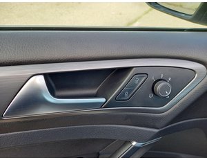 
										VOLKSWAGEN E-GOLF GOLF VII BERLINA 35KWH full									