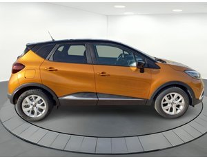 
										RENAULT CAPTUR 0.9 TCE LIMITED (EU6C) full									