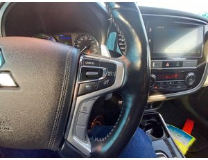 
										MITSUBISHI OUTLANDER 2.4 PHEV KAITEKI AUTO 4WD full									