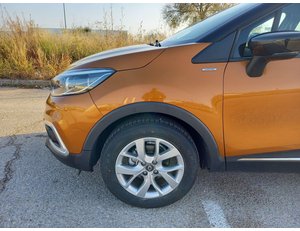 
										RENAULT CAPTUR 0.9 TCE LIMITED2 (EU6C) full									