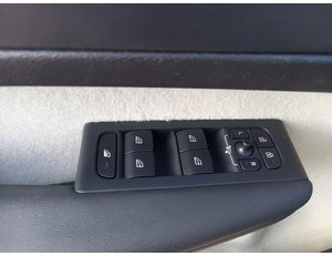 
										VOLVO XC40 2WD PLUG-IN HYBRID BUSINESS PLUS 1.5 T5 full									