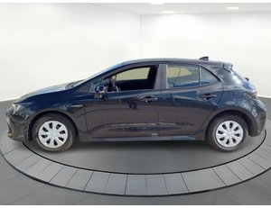
										TOYOTA COROLLA 1.8 125H BUSINESS E-CVT full									