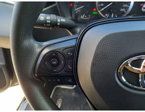 
										TOYOTA COROLLA 1.8 125H BUSINESS E-CVT full									