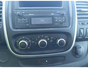 
										RENAULT TRAFIC FURGON 29 L2H1 ENERGY BLUE DCI 70 KW full									
