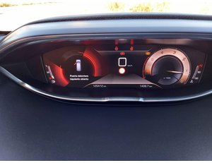 
										PEUGEOT 5008 GT LINE 1.5 HDI – 7 PLAZAS full									