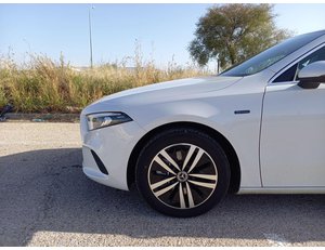 
										MERCEDES BENZ CLASE E MERCEDES-BENZ CLASE A 250 E 1.3 220 CV AT8 E6D full									