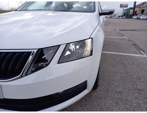 
										SKODA OCTAVIA COMBI 1.6 TDI CR 85KW (115CV) AMBITION full									