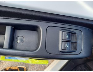 
										FIAT FIORINO CARGO BASE 1.3 MJET 59 KW (80CV) E6 full									