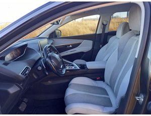 
										PEUGEOT 3008 ALLURE 1.5 HDI 130CV AT8 E6DT full									