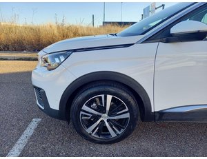 
										PEUGEOT 5008 ALLURE 1.5 HDI 130CV AT8 – 7 PLAZAS full									