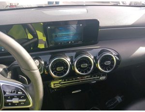 
										MERCEDES BENZ CLASE E MERCEDES-BENZ CLASE A 250 E 220CV AT8 E6D full									