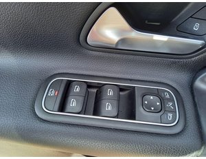 
										MERCEDES BENZ CLASE A MERCEDES-BENZ 180 D BUSINESS SOLUTION AUT full									