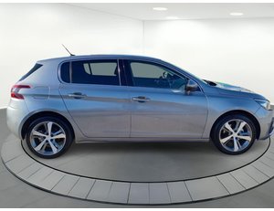 
										PEUGEOT 308 5P ALLURE BLUEHDI 130 SS 6 VEL. MAN full									