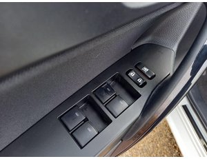 
										TOYOTA AURIS 1.8 140H HYBRID ACTIVE full									