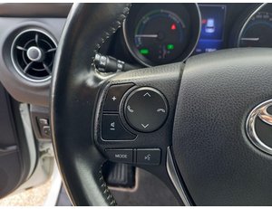 
										TOYOTA AURIS 1.8 140H HYBRID ACTIVE full									