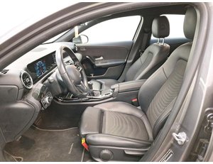 
										MERCEDES BENZ CLASE A MERCEDES-BENZ SEDAN A180 full									