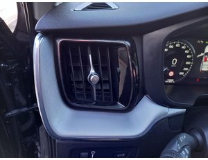 
										VOLVO XC60 2.0 D3 MOMENTUM PRO ADBLUE full									
