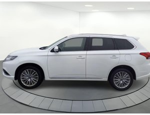 
										MITSUBISHI OUTLANDER 2.4 PHEV MOTION AUTO 4WD full									