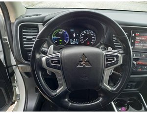 
										MITSUBISHI OUTLANDER 2.4 PHEV MOTION AUTO 4WD full									