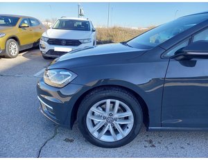
										VOLKSWAGEN GOLF ADVANCE 1.0 TSI 115CV VARIANT full									