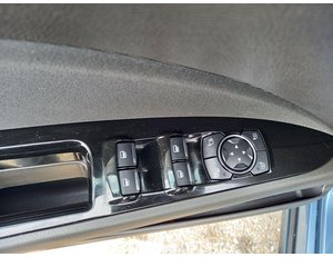
										FORD MONDEO 2.0 TDCI 110KW POWERSHIFT TREND full									