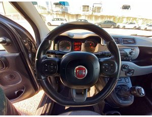 
										FIAT PANDA 1.2 LOUNGE 69CV full									