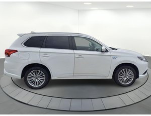 
										MITSUBISHI OUTLANDER 2.4 PHEV MOTION AUTO 4WD full									
