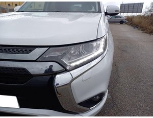 
										MITSUBISHI OUTLANDER 2.4 PHEV MOTION AUTO 4WD full									