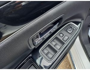 
										MITSUBISHI OUTLANDER 2.4 PHEV MOTION AUTO 4WD full									