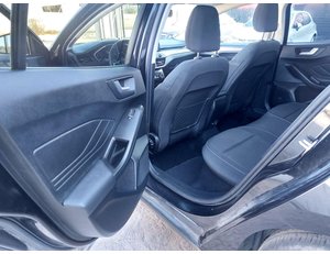 
										FORD FOCUS 1.5 TDCI ECOBLUE TITANIUM 120CV full									