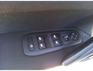 
										PEUGEOT 308 SW ACTIVE PACK 100CV full									